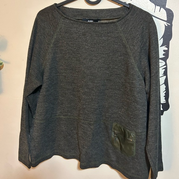 Dark Grey Sweatshirt - Picture 5 of 7
